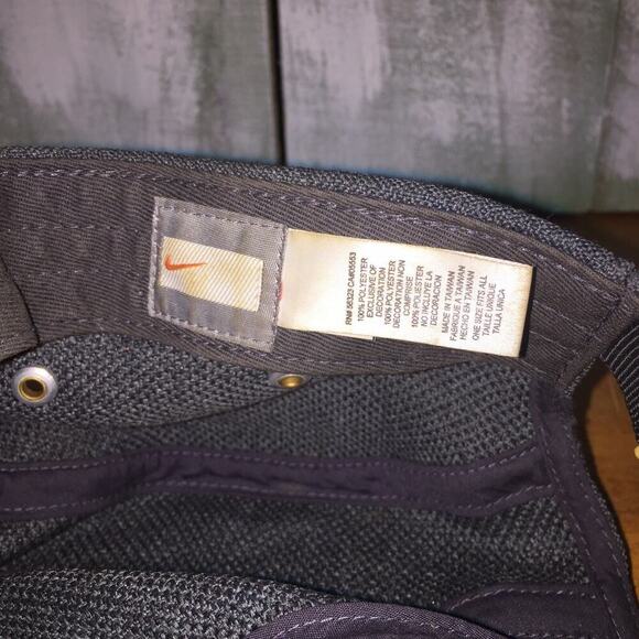 VINTAGE Nike Hat Cap Strap Back Gray Gold Panel Swoosh Logo Casual Mens - Picture 8 of 8